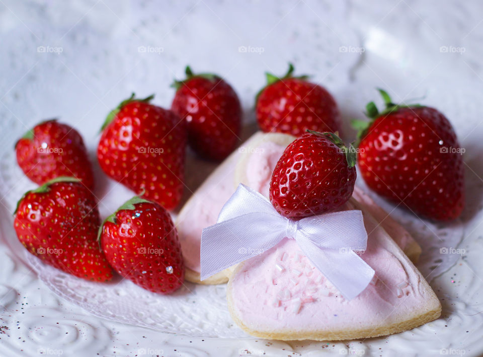 strawberry heart cookies