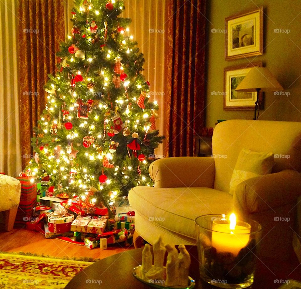 Christmas at home: Peace on earth 