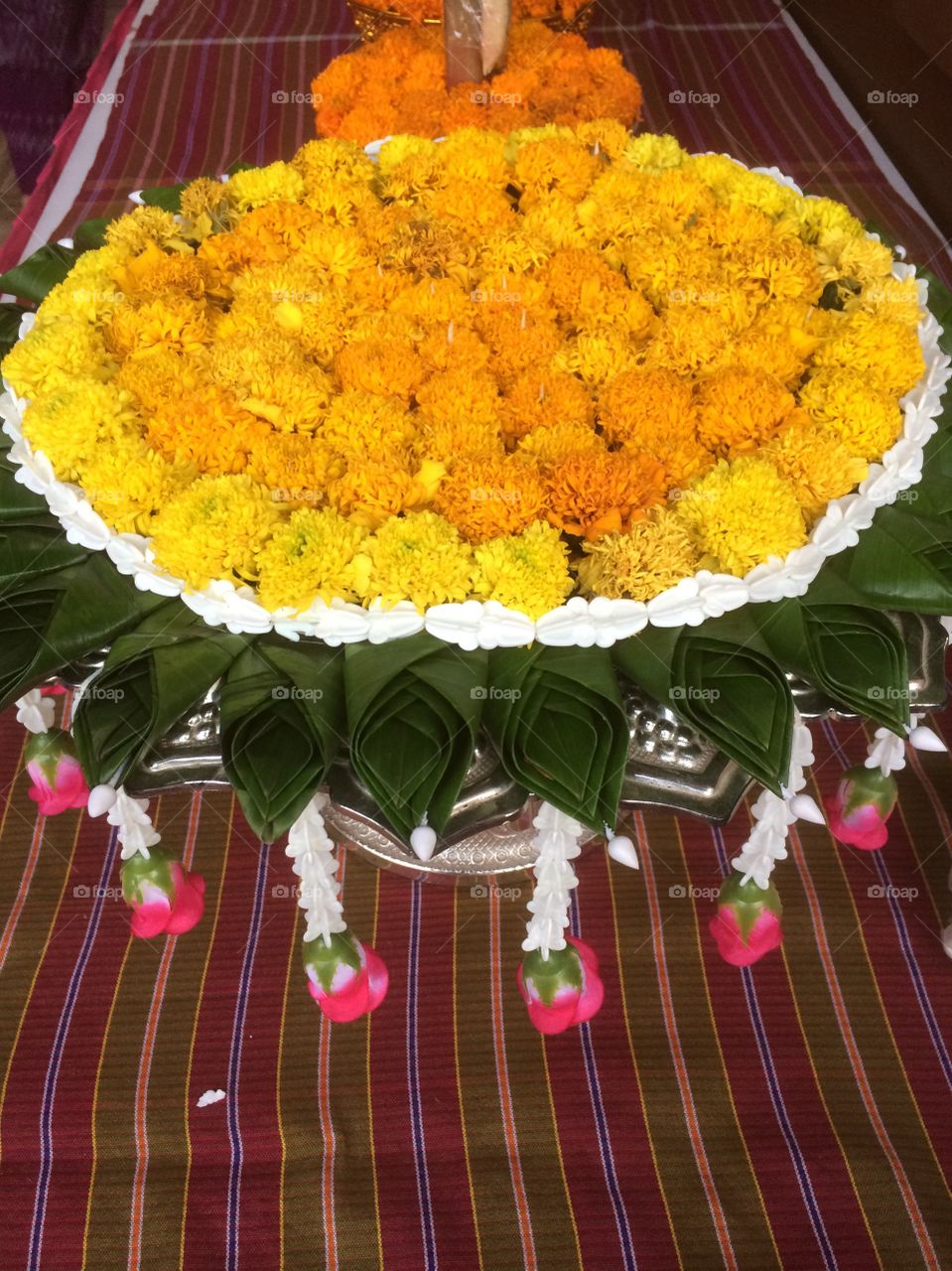 Flowers plate 