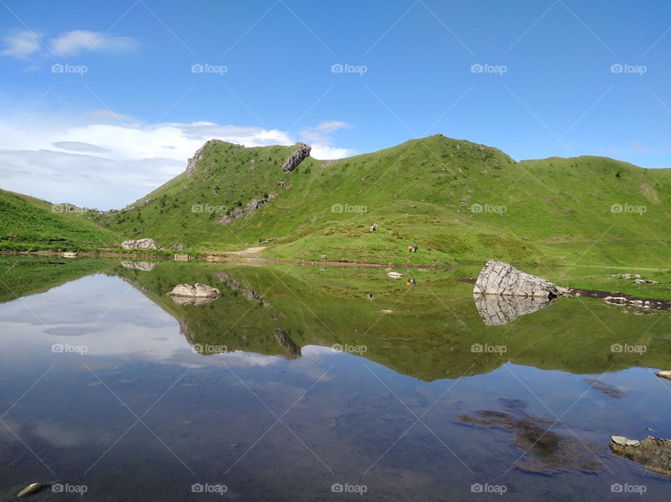 See
lake
Mountain
Hiking Wandern