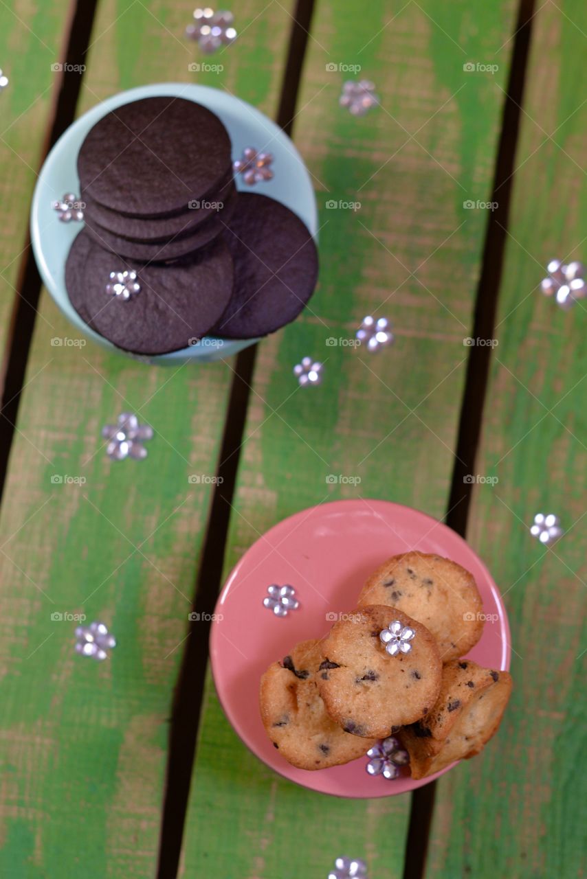  Sweet chocolate Cookies and mini muffins 