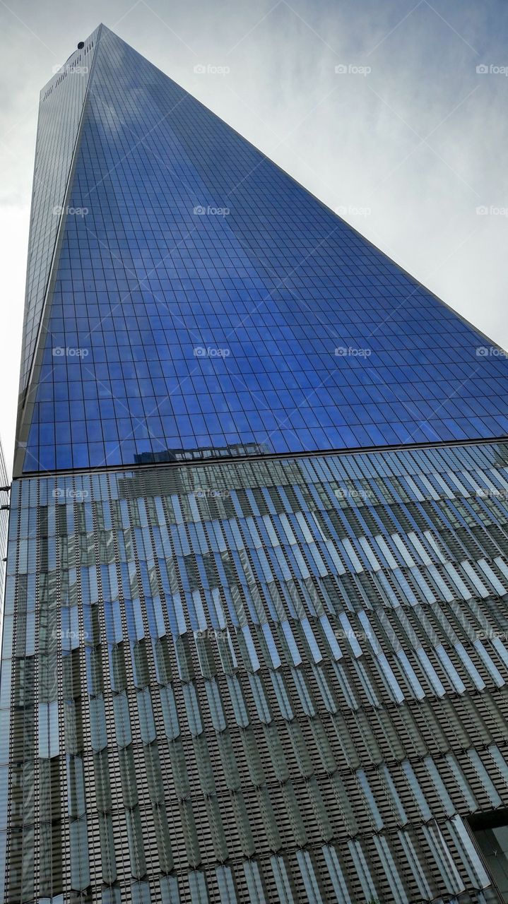 Street view of the one world observatory building in new York City