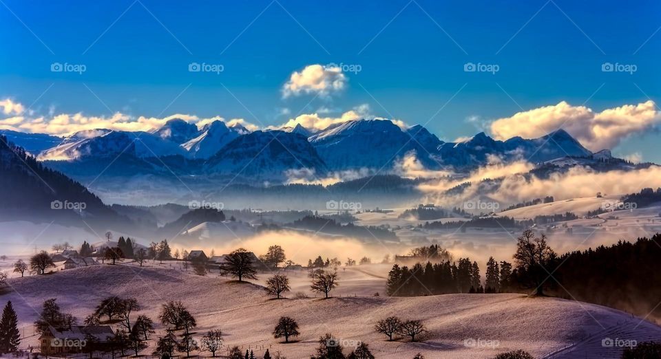 Beautiful alps mountain scenery and sea of clouds