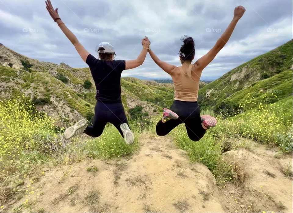 Landscape, Jumping, Girl power, 