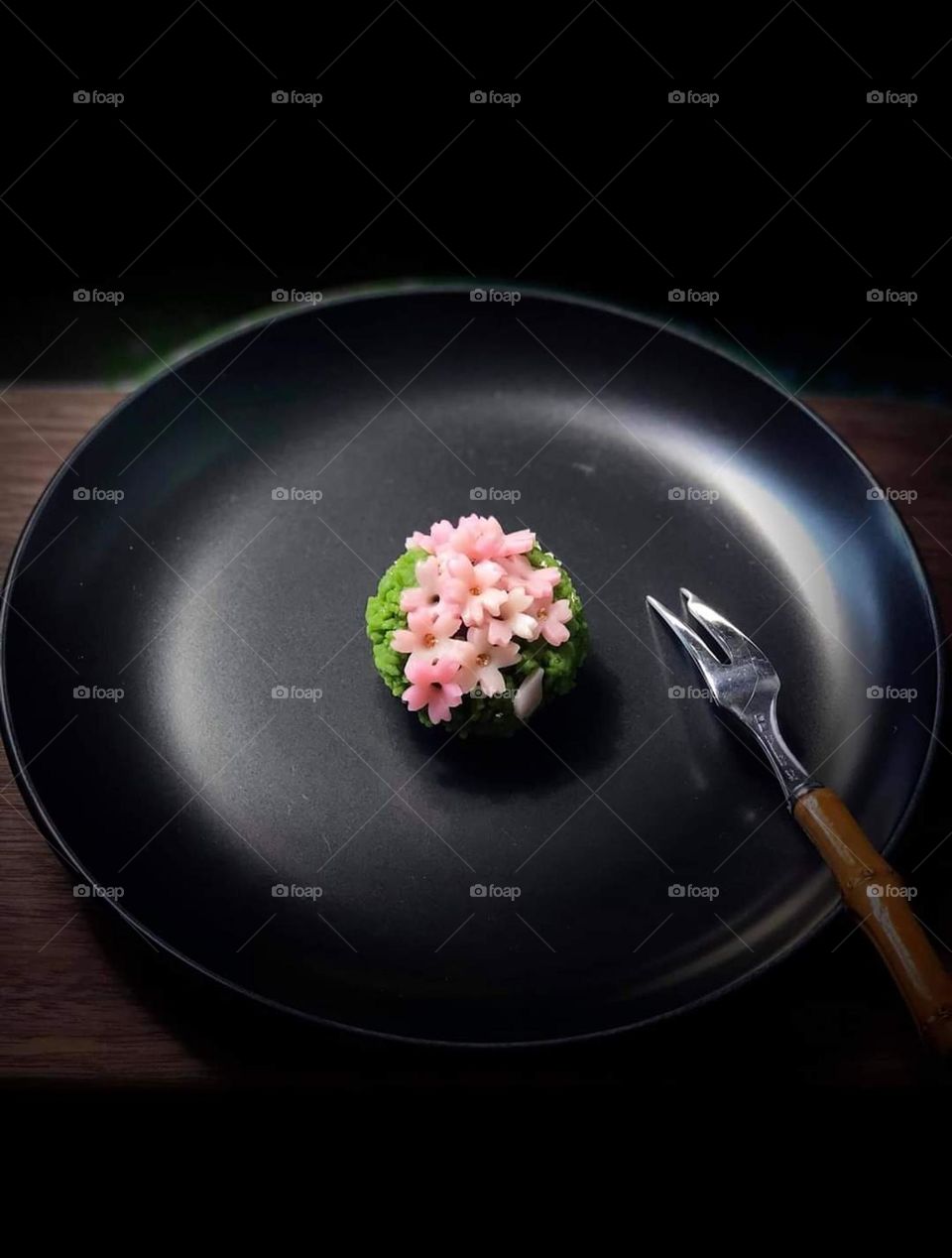 Bánh wagashi hoa đào.