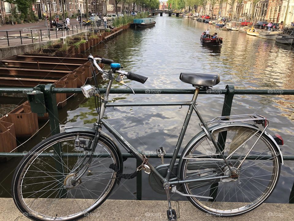 Bike pelos canais de Amsterdā. Holanda 🇳🇱