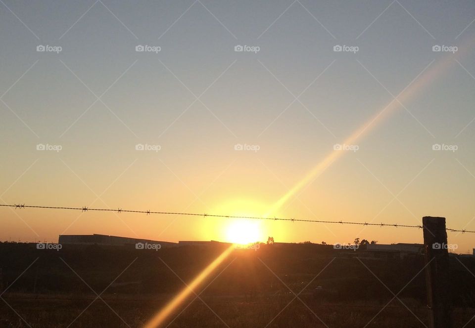 
🌄🇺🇸 An extremely beautiful dawn in Jundiaí, interior of Brazil. Cheer the nature! / 🇧🇷 Um amanhecer extremamente bonito em Jundiaí, interior do Brasil. Viva a natureza! 
