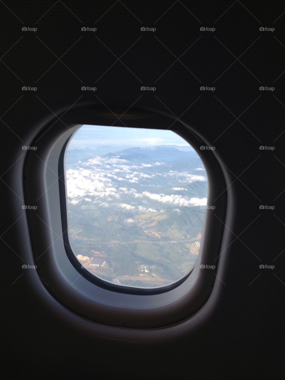 View frio the window plane