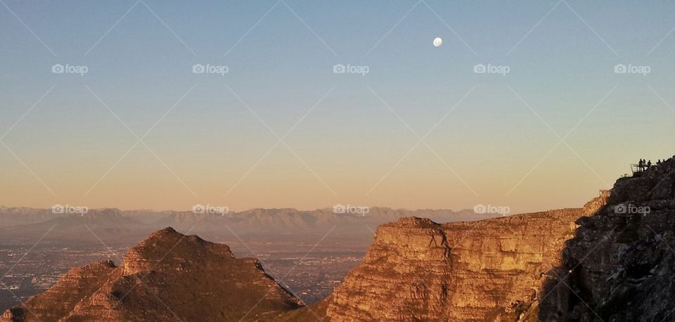 Sunset and moonrise at Table Mountain