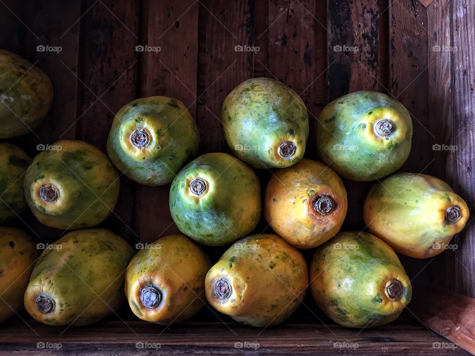 Papayas
