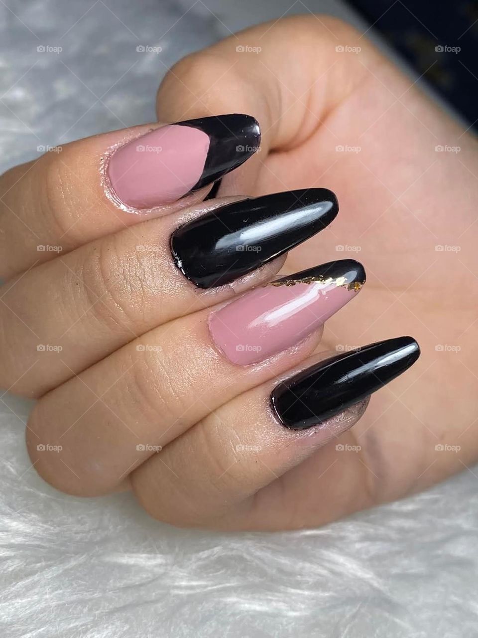 explosion of colors on the nails