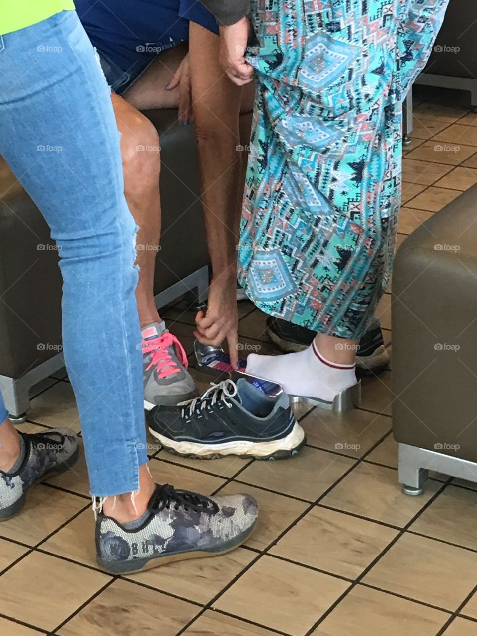 Sizing for free shoes for the homeless 