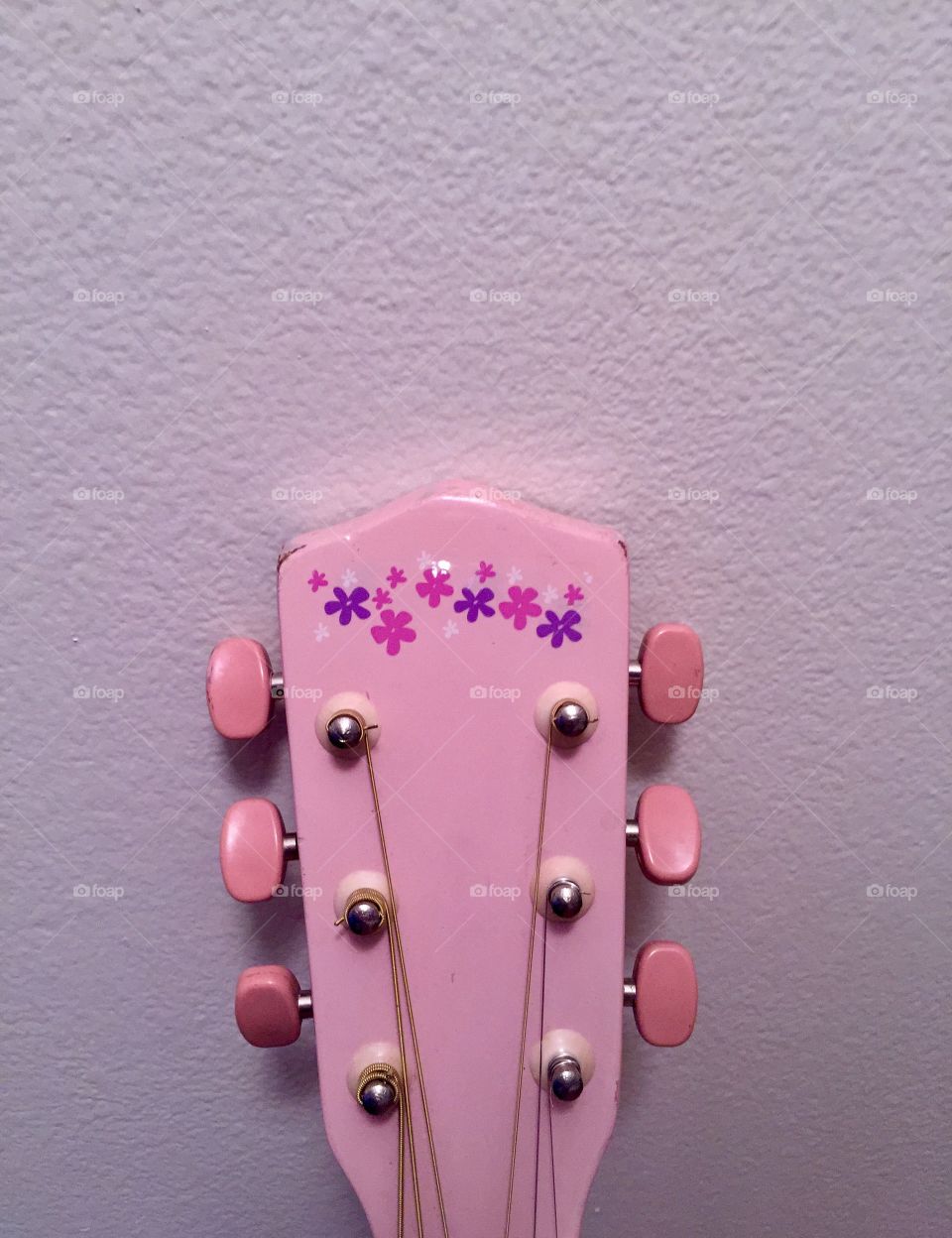 Pink guitar 