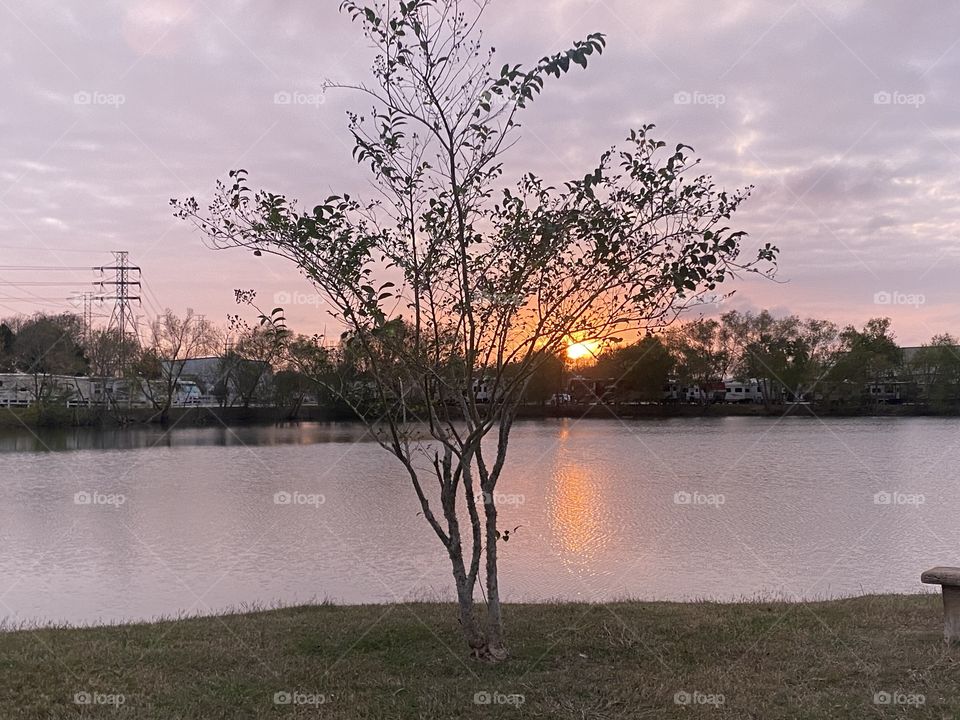 Previous day at Sunset overcast conditions with a peak of sunset. End of November turning into the Winter Scene. 