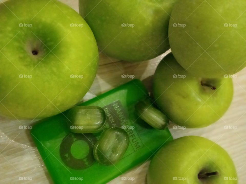 Green Apple
