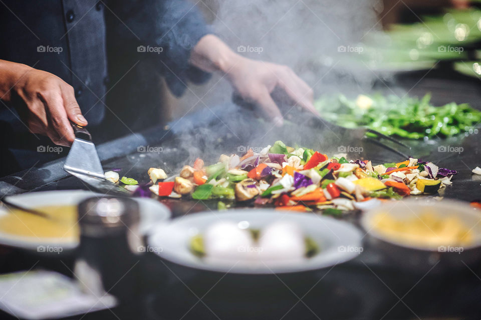 Cooking vegetables hibachi style