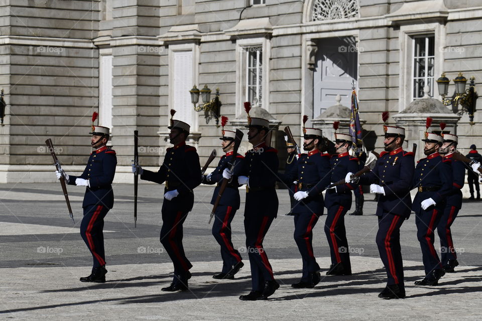 Cambio de guardia, Palacio Real, Madrid, España - Change of guard, Palacio Real, Madrid, Spain