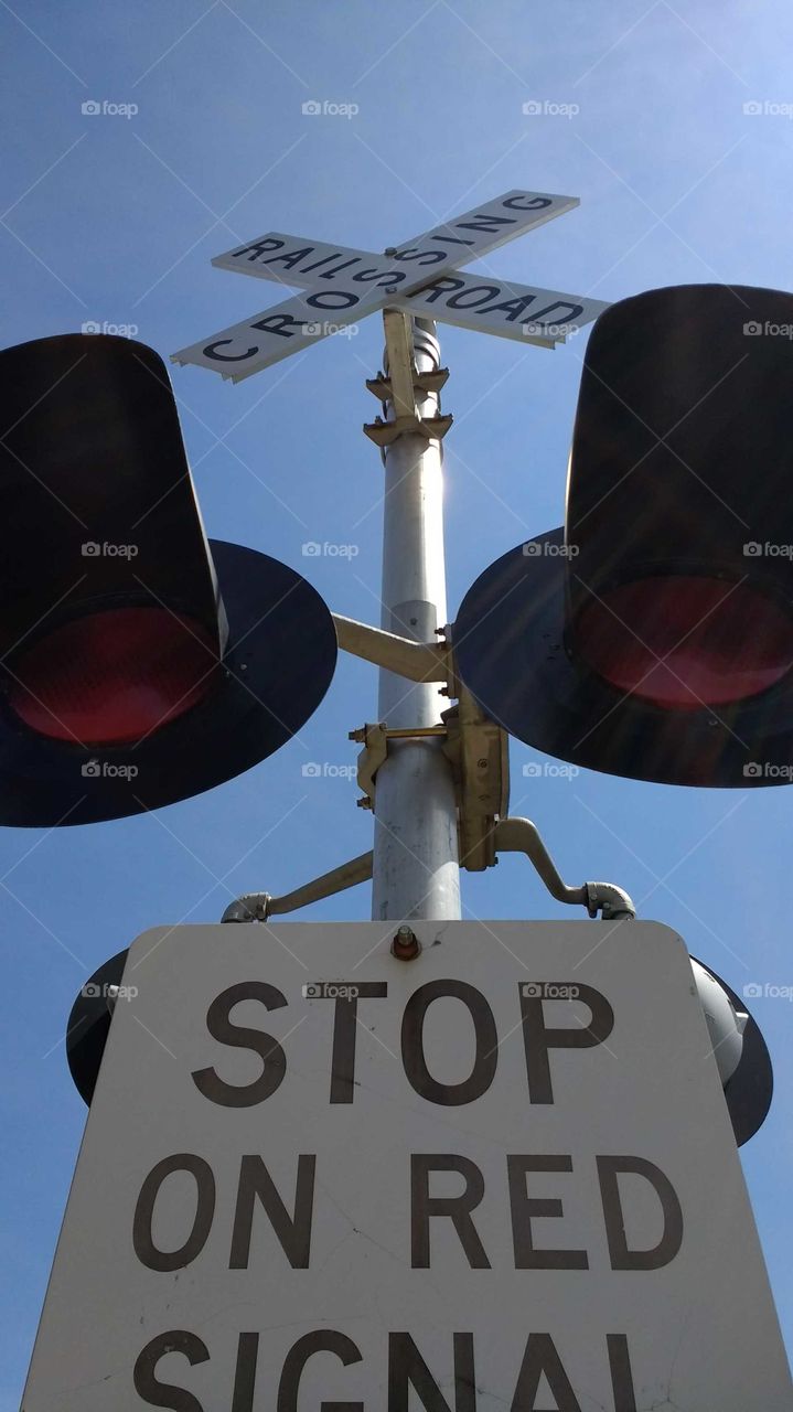 Train crossing lights
