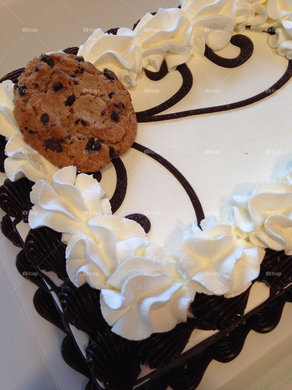 Ice-Cream Cake and a Cookie