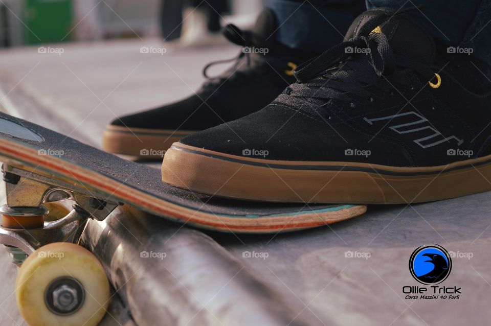 Feet on the skateboard