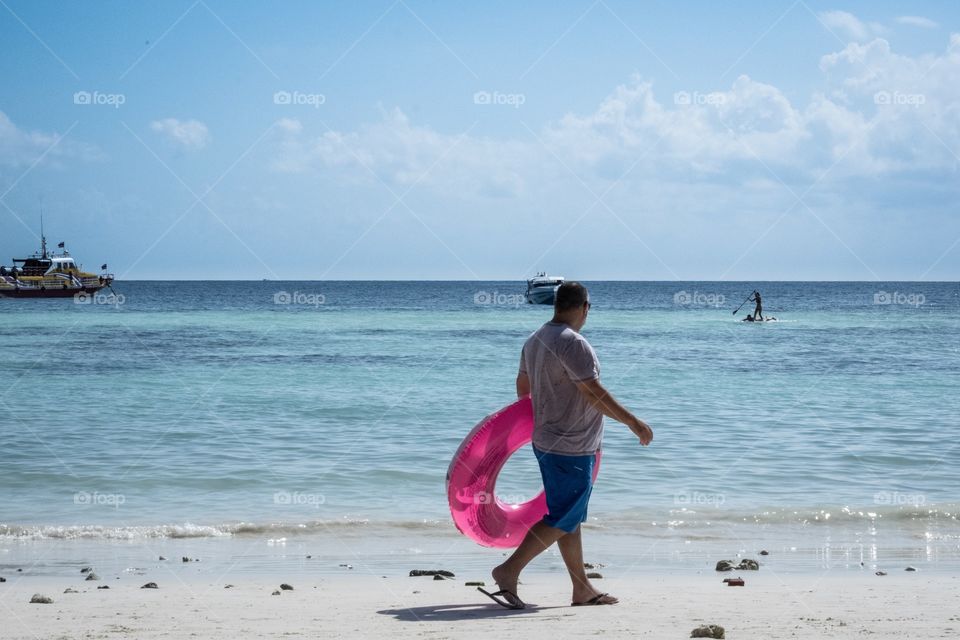 Take a holiday on the beautiful beach