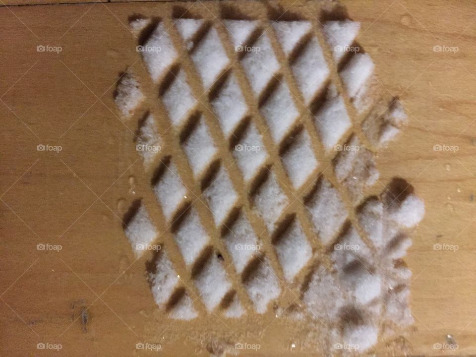Reverse snow print