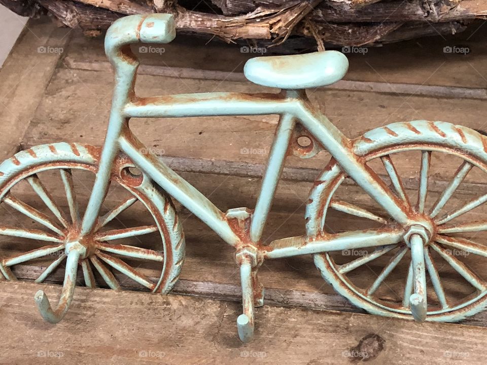 Retro small metal bicycle deco