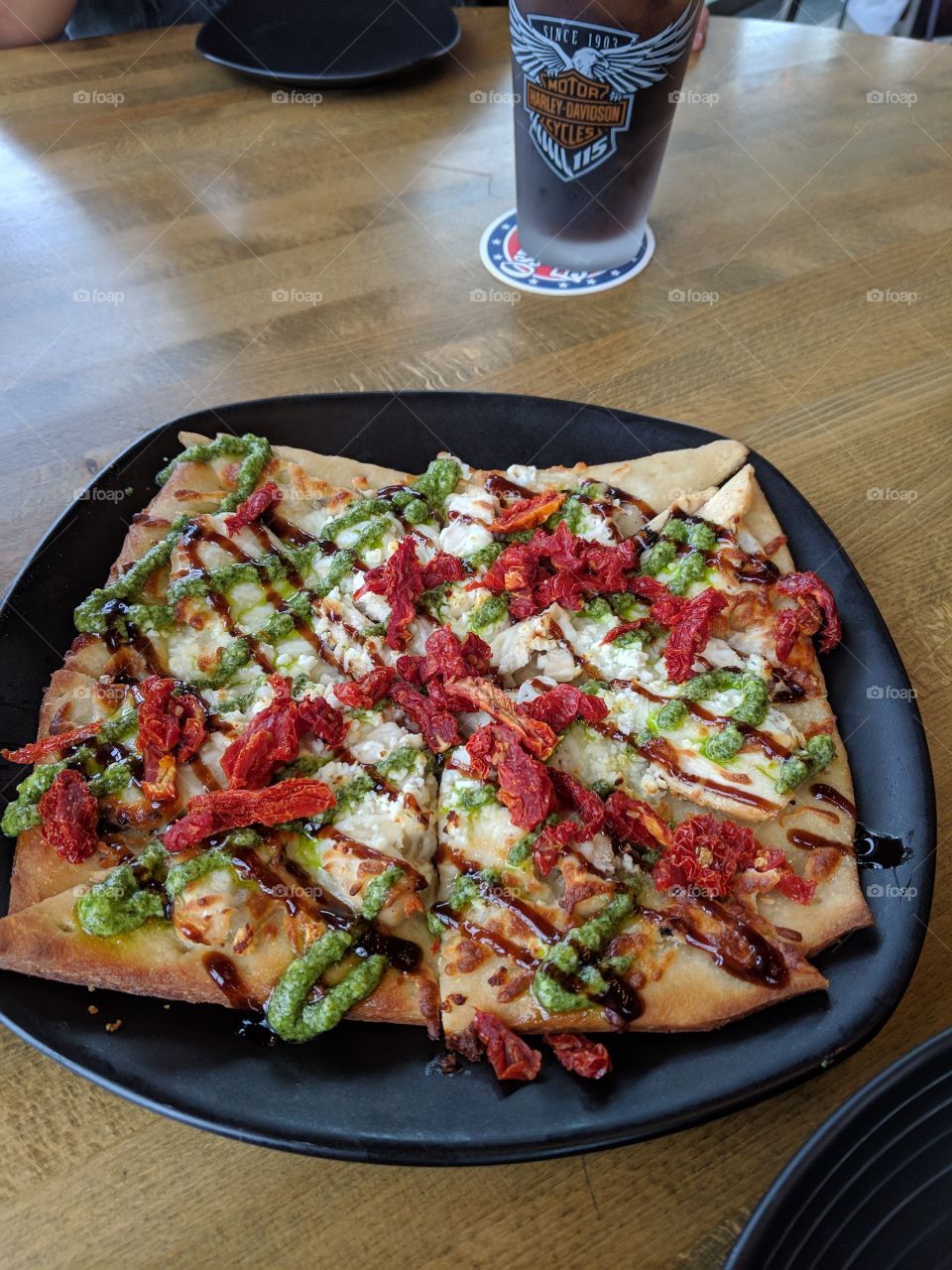 Basil pizza pretzel