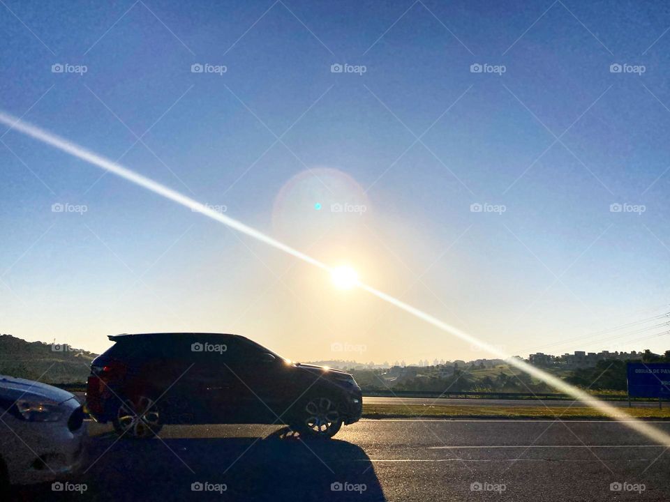 E esse #sol tão bonito na Rodovia dos #Bandeirantes?
Viva a #natureza e a sua beleza. 
📸
#FOTOGRAFIAéNOSSOhobby
#amanhecer #morning #sun #sky #céu #nature #horizonte #fotografia #paisagem #landscapes #inspiração #mobgrafia #XôStress #Jundiaí #estrada