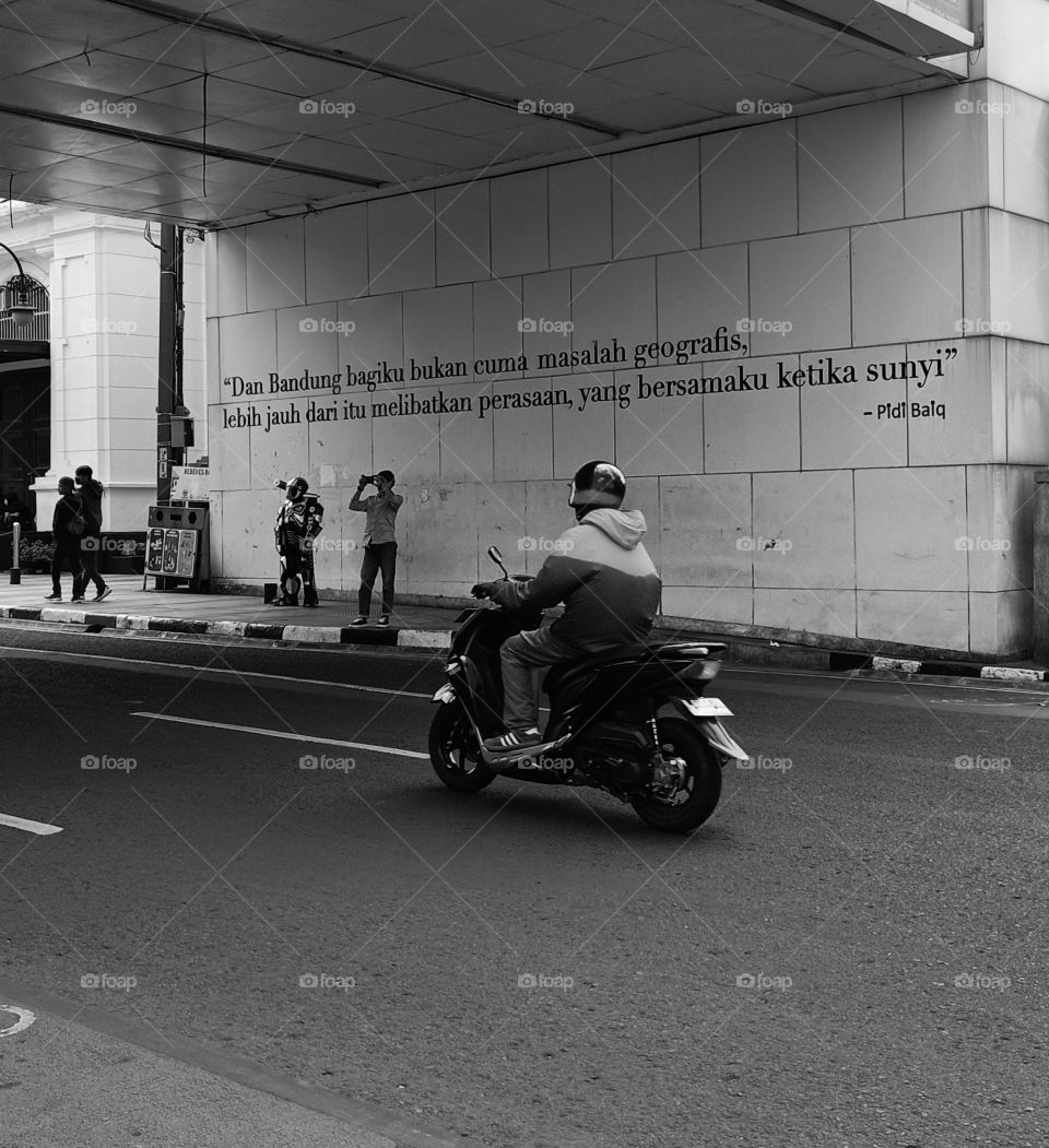 "And Bandung is not just a geographical problem for me. Furthermore it involves feelings that are with me when it's quiet"
-pidi baiq