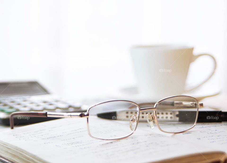 Table. Serving, plates, napkins, food, table setting