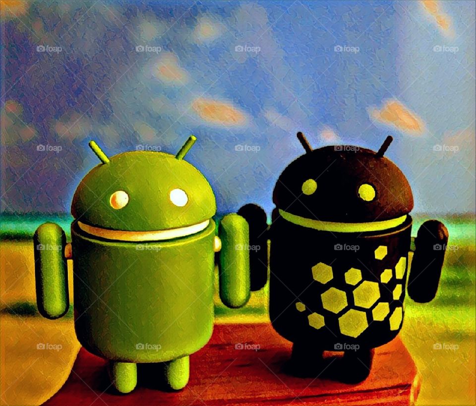 Androids stick together