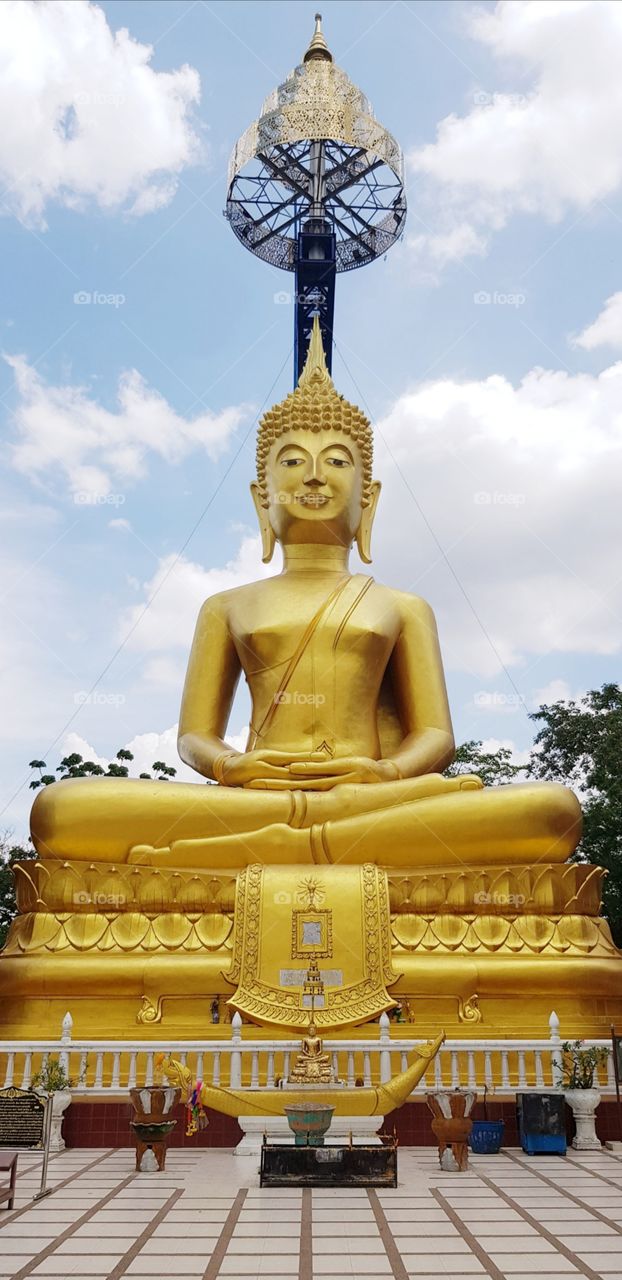 Buddha statue