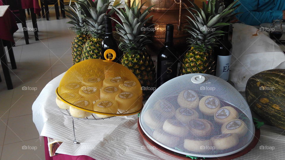 Pineapple and chesse