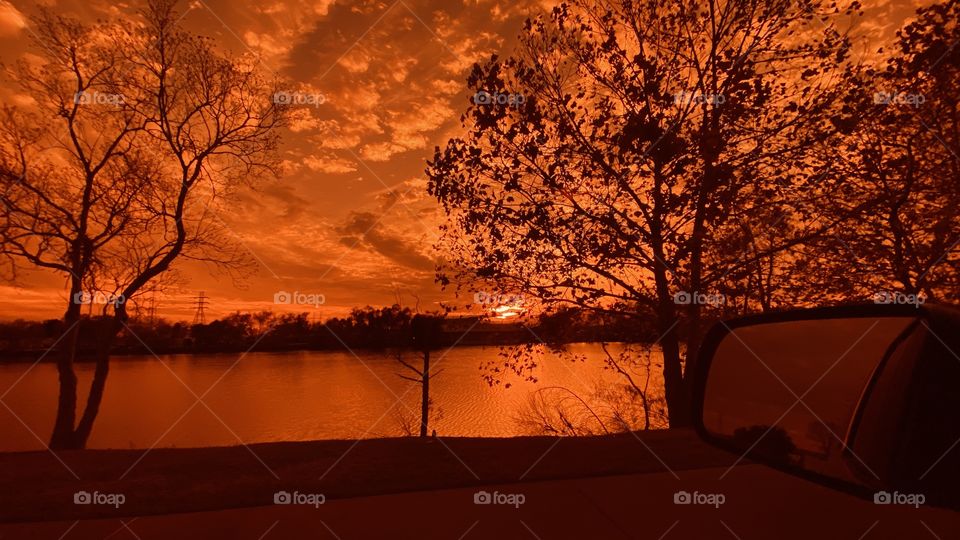 I’m there and the sky explodes fiery reds, oranges Spectrum is right before my eyes, I can’t take pics fast enough to catch every frame.