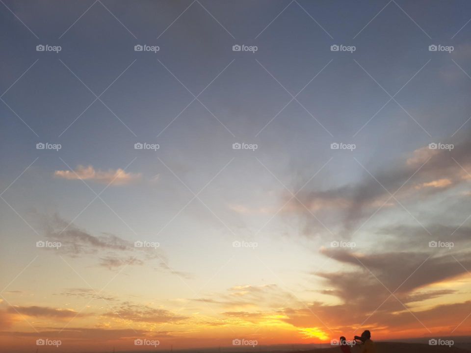 Please, I want you to support me, I need your help, I am poor, I need dollars, please