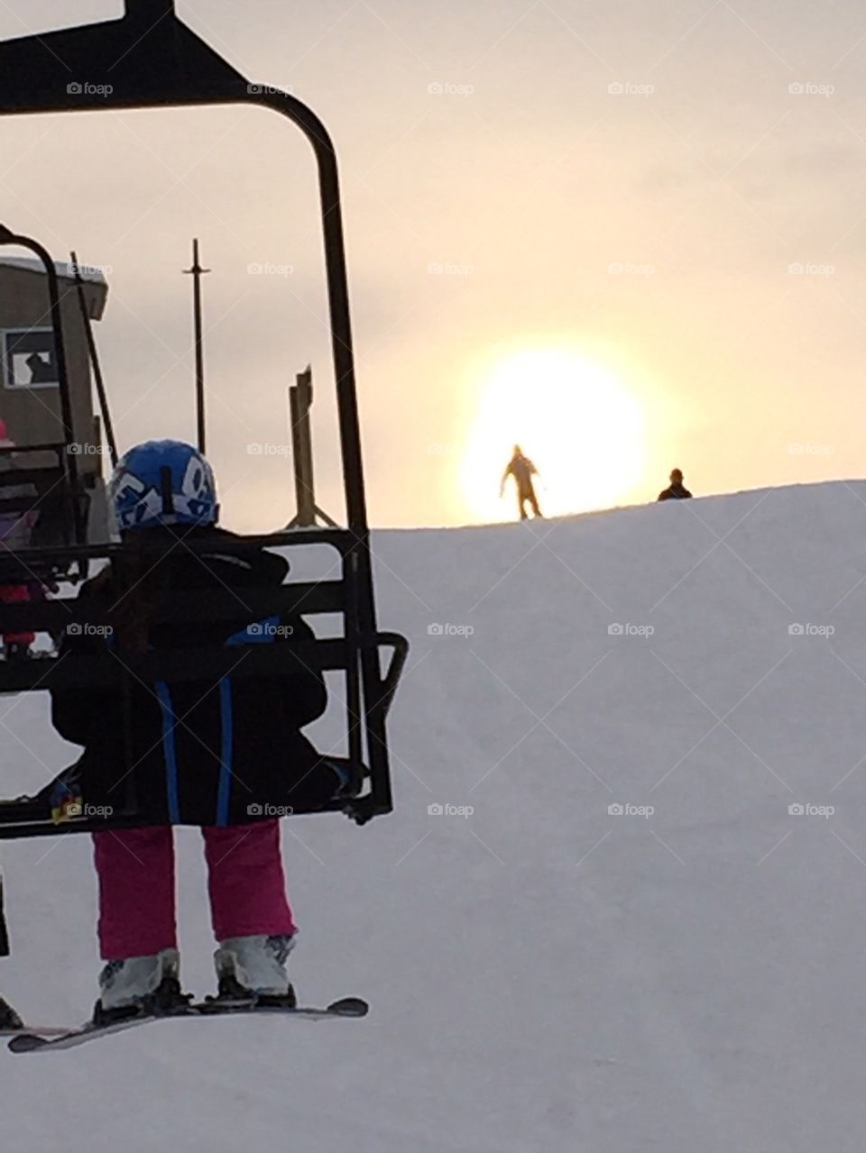 Skiing in the sun 