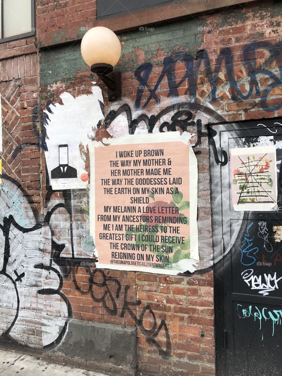 Graffiti & sign, nyc