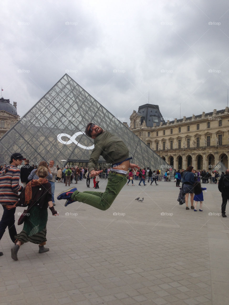 Louvre moments 