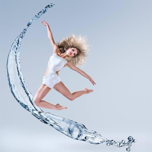 Splash water