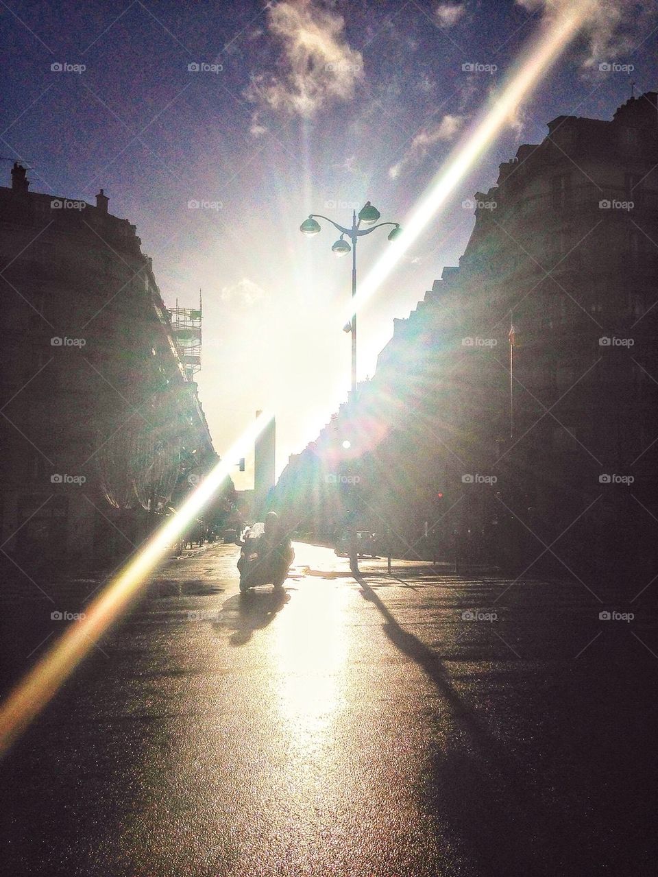 Sun in Paris