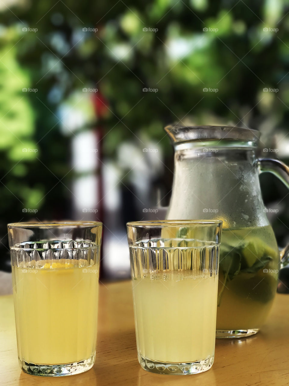 Lemonade from lime, celery, pineapple and mint 