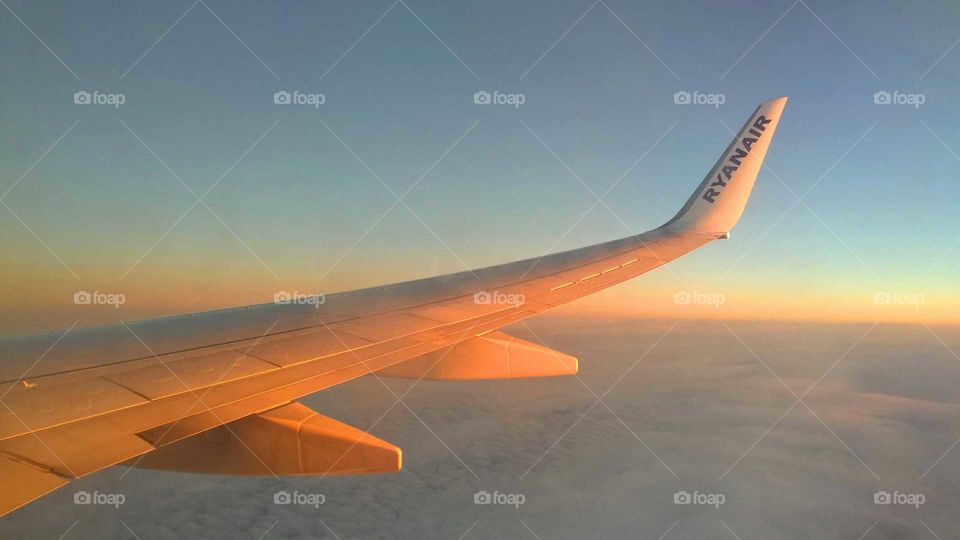 Plane flight &  golden hour. Plane flight during the golden hour