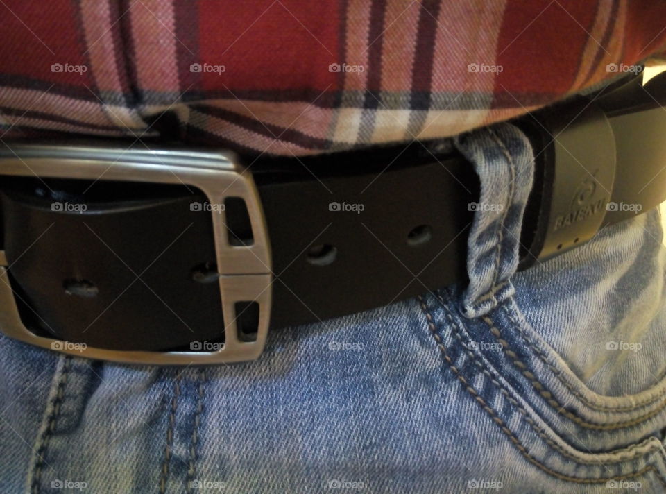 Джинсы ремень рубашка