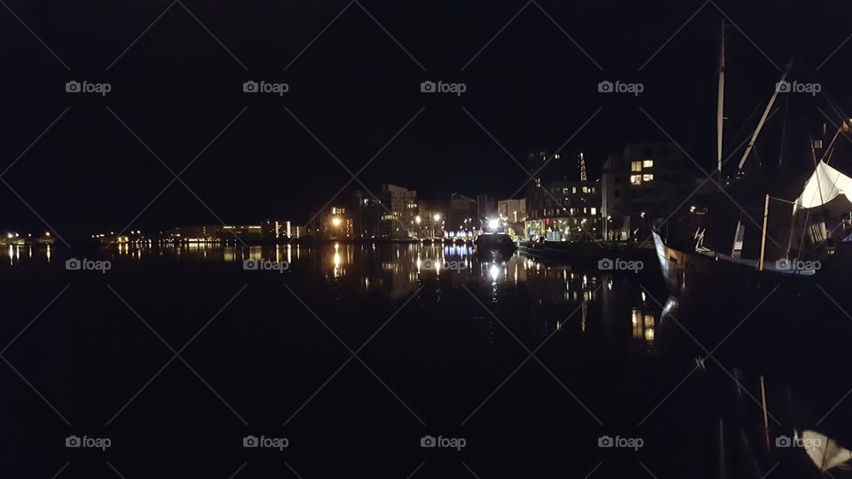 evening light at the docks