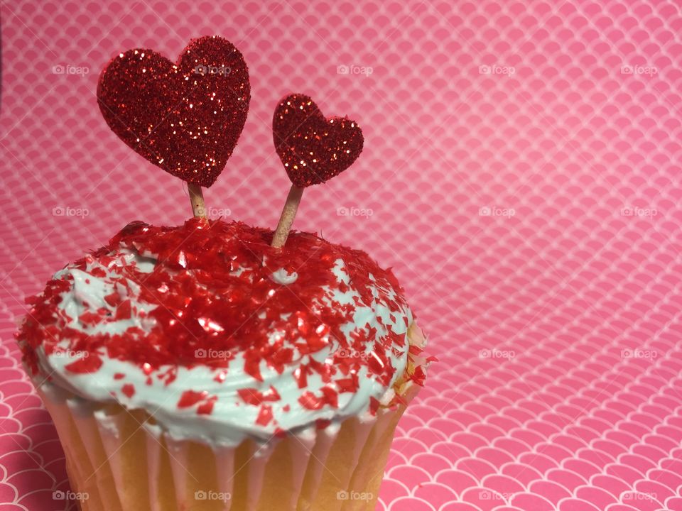 Crazy cupcakes:  sparkle hearts cupcake