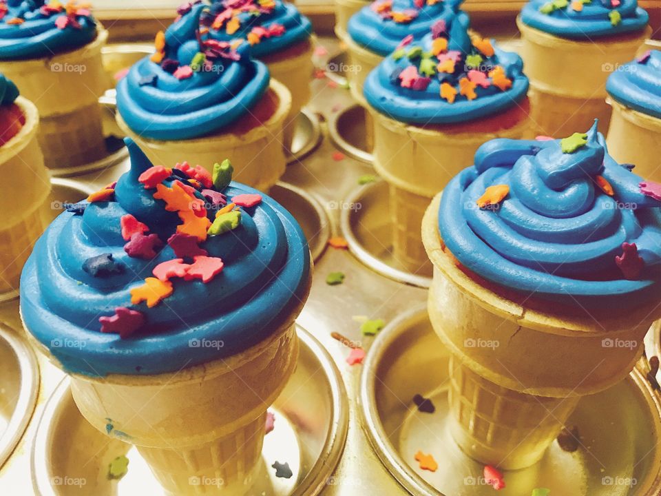Galexy Cupcake Cones
