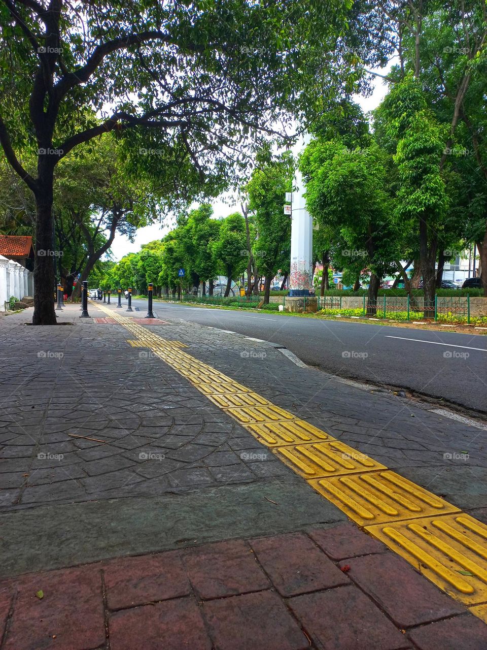 Roadside when empty of drivers