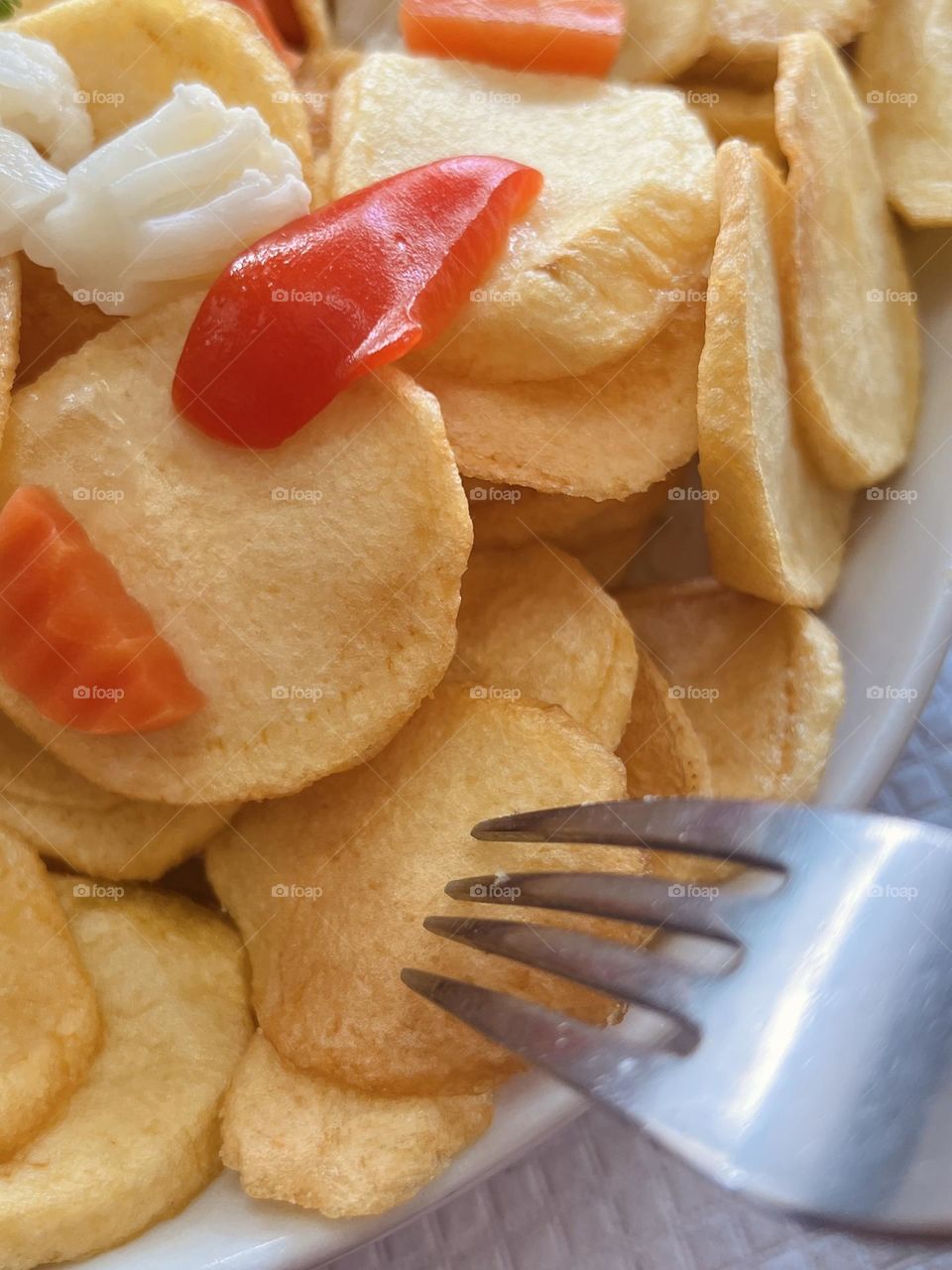 Round chips