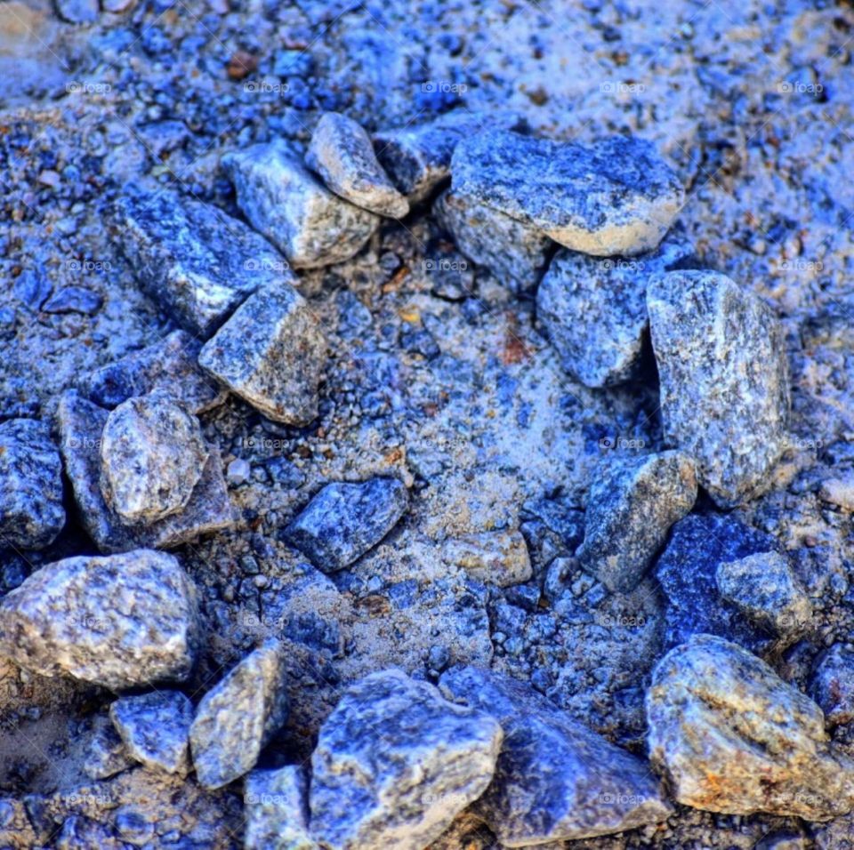 Rocks in Circular Formation 